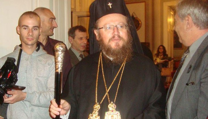 Сградата на Митрополията едва събра гостите, дошли да поздравят владиката