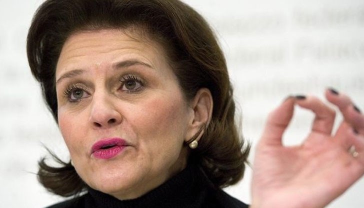 Дорис Фиала призова Европа да бойкотира изборите в България Дорис Фиала призова Европа да бойкотира изборите в България