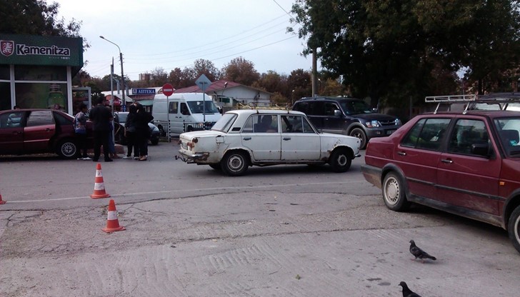 Мислите, че автомобилът "Лада" е изчезнал завинаги от пътищата на България?