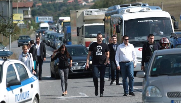 Блокадата на турската граница, инициирана от Николай Бареков, бе свалена