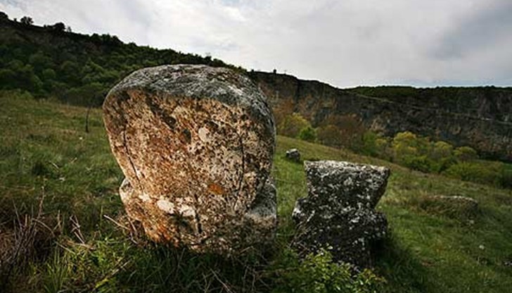 Лесли Емерсън починала през 2011 година на 59-годишна възраст и била погребана заедно с любимите й вещи Лесли Емерсън починала през 2011 година на 59-годишна възраст и била погребана заедно с любимите й вещи