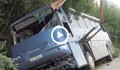 Автобус спълен с работници катастрофира тази нощ по пътя за Николаево