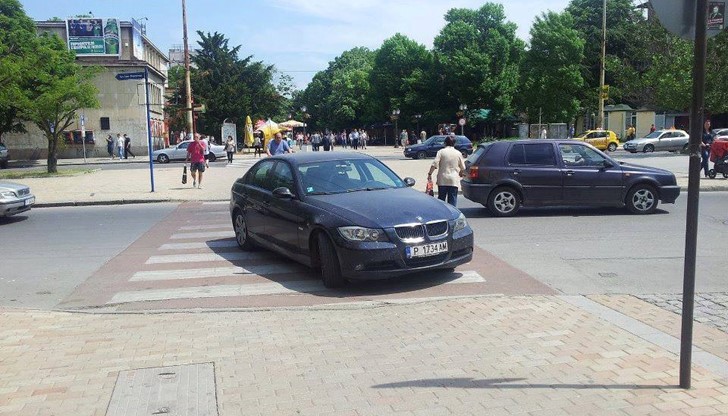 Ако автора на снимакта има желание да съдейства, може да изпрати на odmvrruse@mvr.bg нужните данни относно нарушението