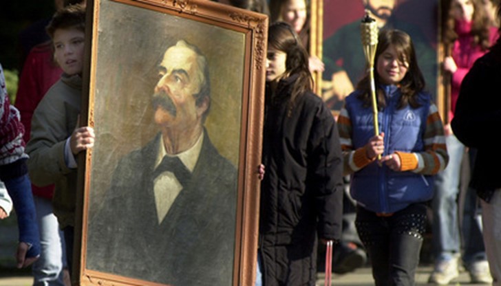 Терзанието на един второкласник от Бургас. Ето какво написа Симеон Ненков