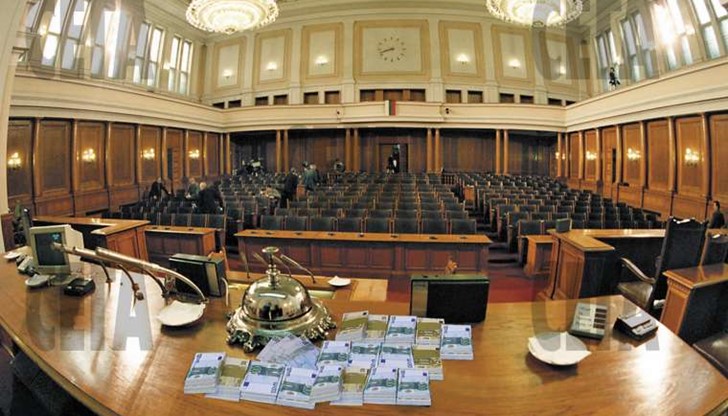 Народното събрание свали днес имунитетите на шефа на ПГ на ГЕРБ Цветан Цветанов, на Георги Свиленски и Димитър Димитров от БСП, както и на Илия Илиев от ДПС. Народното събрание свали днес имунитетите на шефа на ПГ на ГЕРБ Цветан Цветанов, на Георги Свиленски и Димитър Димитров от БСП, както и на Илия Илиев от ДПС.