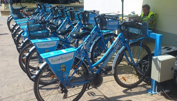 Величко Янков получи голямата награда на приключилото пето издание на националното изложение "Изобретения, трансфер, иновации". Величко Янков получи голямата награда на приключилото пето издание на националното изложение "Изобретения, трансфер, иновации".