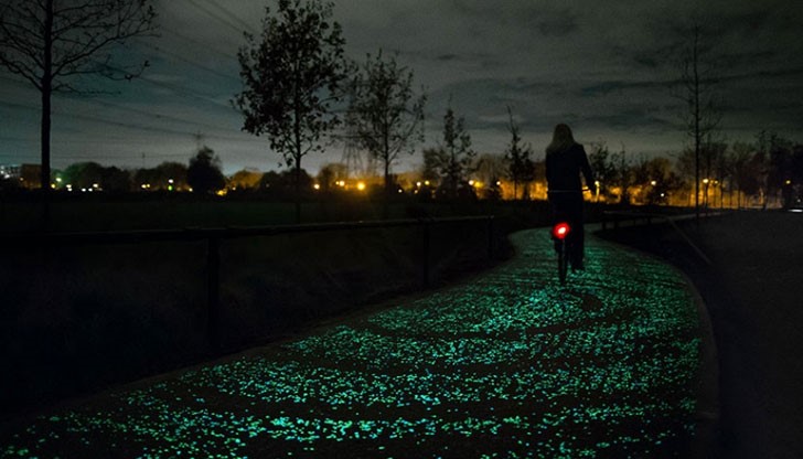 Пътеката наподобява известната картина "Starry Night" на Ван Гог