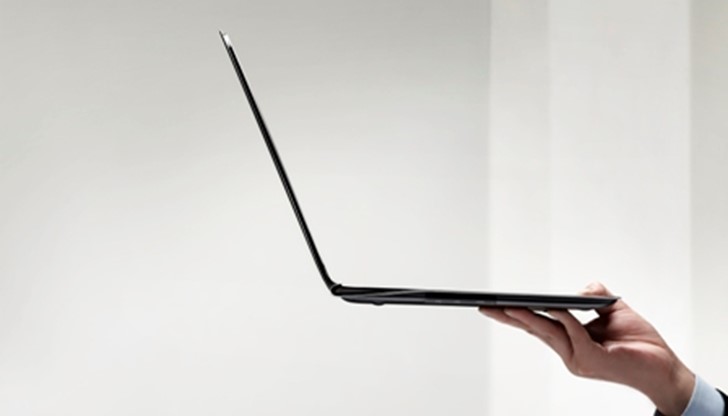 „Еврофутбол”: Трима – от Русе, Враца и Чирпан с лаптопи от играта във Фейсбук „Еврофутбол”: Трима – от Русе, Враца и Чирпан с лаптопи от играта във Фейсбук