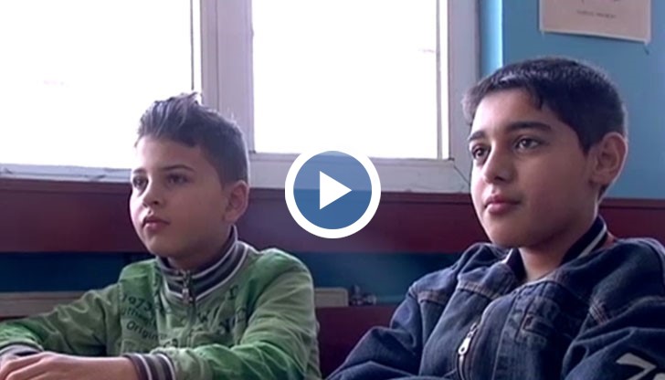 Момченцето от Русе се казва Версаче, кръстен на известния дизайнер