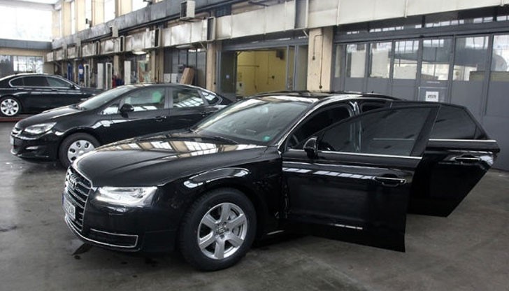 Новият автомобил „Ауди А8 L” (дълга база) ще вози министри и официални гости