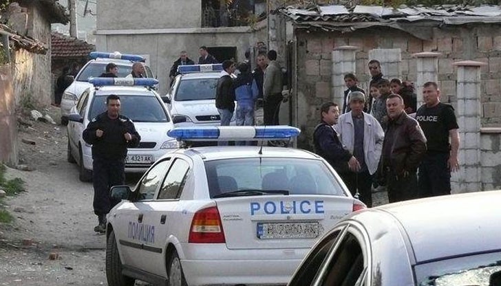 Представителите на Инициативния комитет "Факултета" не одобряват с екипите на Спешна помощ да идва и полиция Представителите на Инициативния комитет "Факултета" не одобряват с екипите на Спешна помощ да идва и полиция