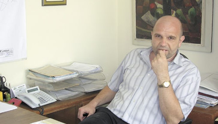 Административният съд в Русе е отменил заповедта на кмета на Русе Пламен Стоилов за уволнение на главния архитект Симеон Рангелов. Административният съд в Русе е отменил заповедта на кмета на Русе Пламен Стоилов за уволнение на главния архитект Симеон Рангелов.