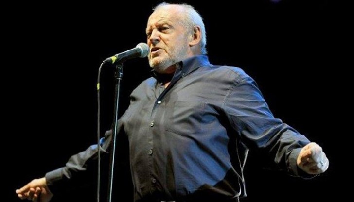 Певецът Джо Кокър почина на 70-годишна възраст.