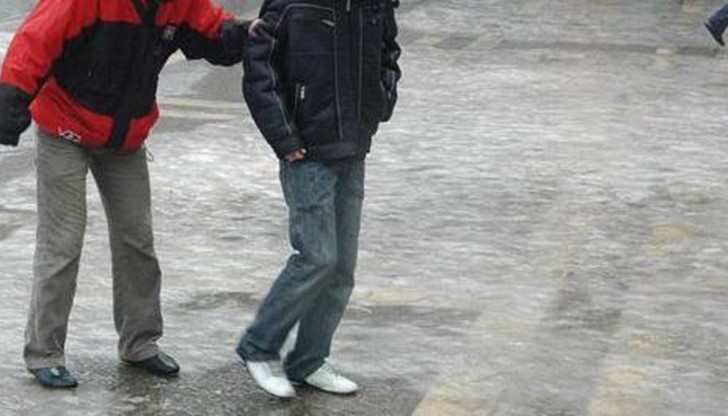 Основните пътни артерии, осигуряващи трафика на обществения транспорт в Русе, са обработени и проходими. Основните пътни артерии, осигуряващи трафика на обществения транспорт в Русе, са обработени и проходими.