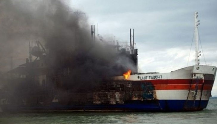 Фериботът се казва „Норман Атлантик”, а на борда му е имало 411 пътници и 55 членове на екипажа Фериботът се казва „Норман Атлантик”, а на борда му е имало 411 пътници и 55 членове на екипажа