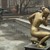Общната спря почистването на фигурите във фонтана на площад "Батенберг"