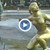 Скандал в Русе след като две от статуите на площад „Батенберг” смениха цвета си