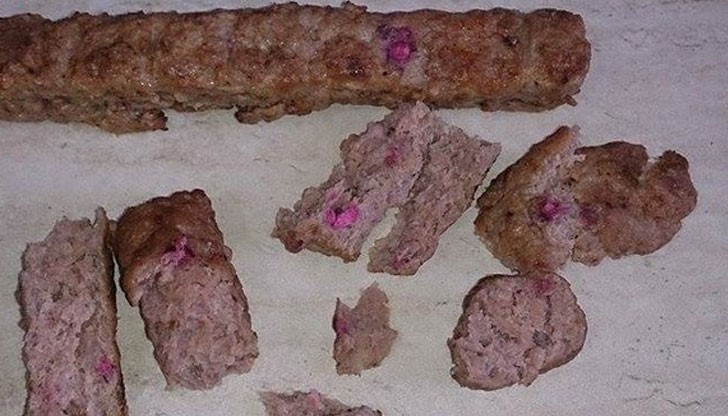 Снимка на кебапчетата закупени от български магазин в Германия