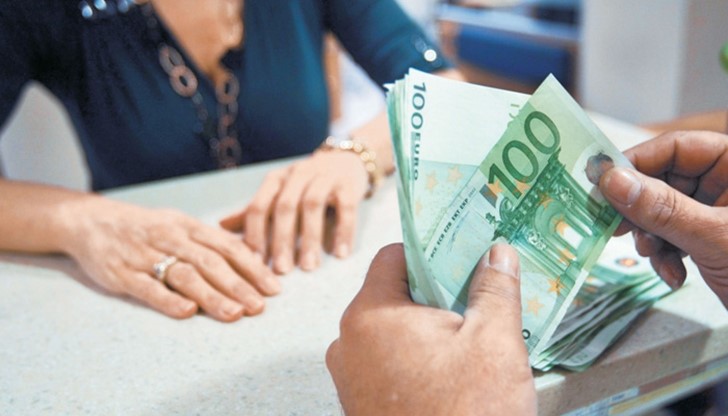 Всеки пети кредит ще има проблеми - забавяне или спиране на плащането на вноски