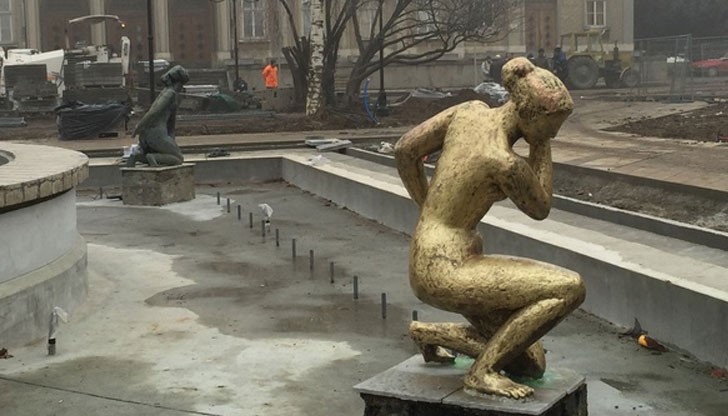 Скандалът се разрази, когато русенци видяха как две от бронзовите скулптури блестят в златист цвят, след като патината по тях е почистена