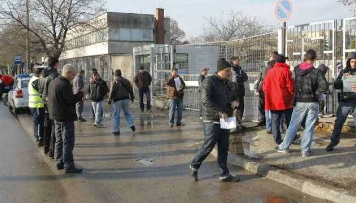 Плащанията на таксите по регистрация на ППС може да се извършва в банковия клон на територията на сектор „Пътна полиция”