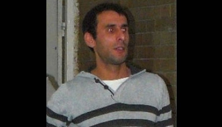 Хуриет Сюлейманов е шофирал без книжка и има 12 осъдителни присъди и 90 регистрации в полицията Хуриет Сюлейманов е шофирал без книжка и има 12 осъдителни присъди и 90 регистрации в полицията