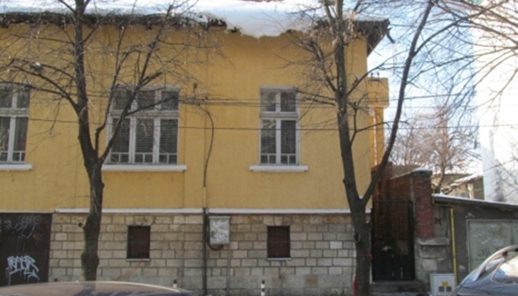 С ниските температури по традиция идват немалко проблеми за русенските пешеходци.