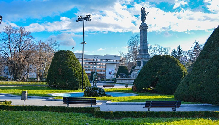 Русе е град, който е наричан Малката Виена заради своята архитектура и също така е наричан като град на първите неща