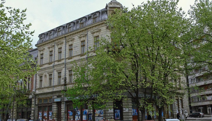 Бившият хотел "Севастопол" на ул. "Славянска"