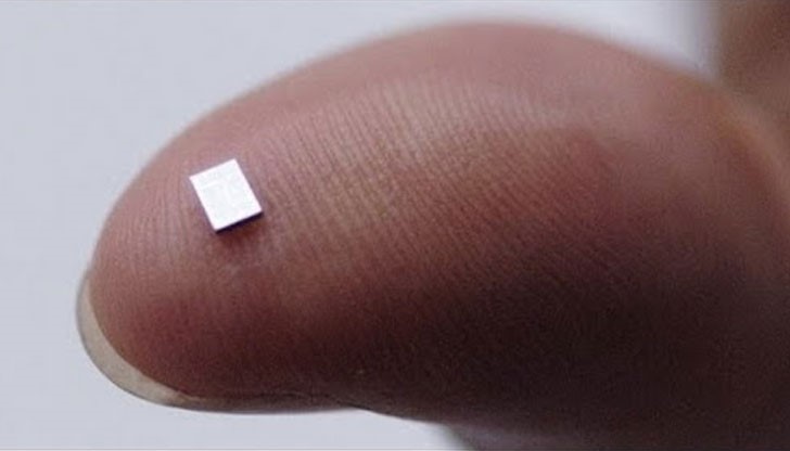 С чипът те могат да отварят вратите вместо с магнитна карта само с едно движение на ръката