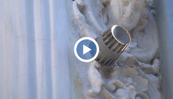 Десетки сгради паметници на културата в Русе продължават да се рушат