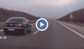 Автомобил на НСО лети със 180 км/ч по магистралата