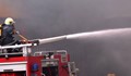 Пожар в мебелна фирма гасиха огнеборците в Русе