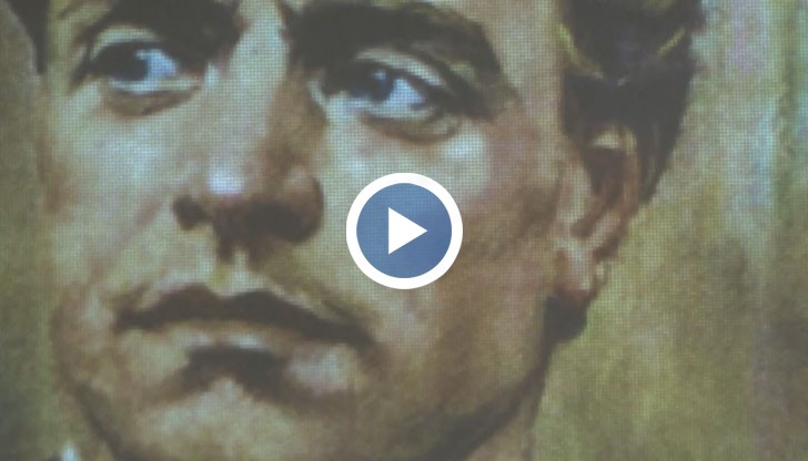 Десетки ученици и граждани се събраха в двора на училище „Васил Левски” в Русе