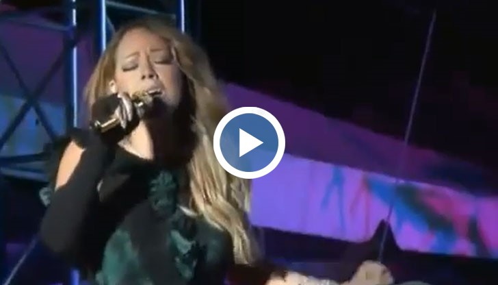 Некадърно изпълнение на певицата Марая Кери