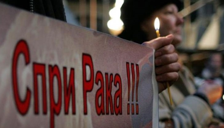 Причините са лошо хранене, пушене, липса на движение, прекомерно излагане на слънчеви лъчи Причините са лошо хранене, пушене, липса на движение, прекомерно излагане на слънчеви лъчи