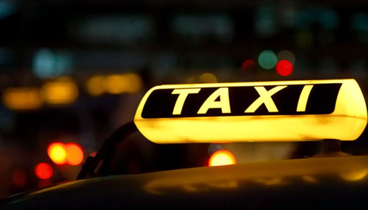 Полицаи хванаха таксиметров шофьор, извършващ обществен превоз на пътници срещу заплащане