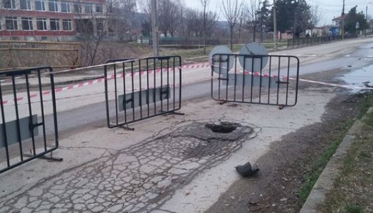 Движението по моста е ограничено само в едната лента