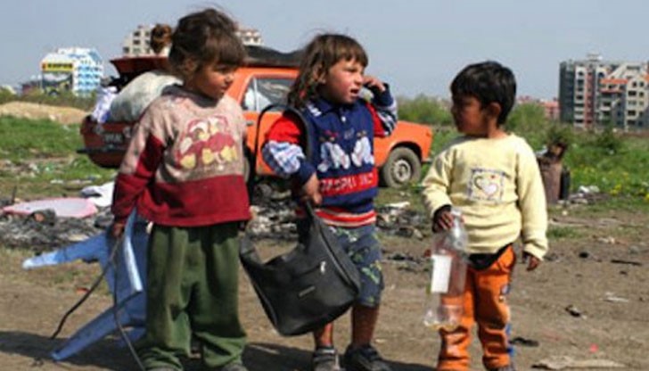 Нова стратегия за интеграция на децата от ромски произход и привличането им в училище готвят от образователното министерство Нова стратегия за интеграция на децата от ромски произход и привличането им в училище готвят от образователното министерство