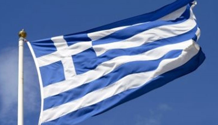 Алън Грийнспан: Не виждам кой би поискал да даде повече заеми, за да укрепи гръцката икономика