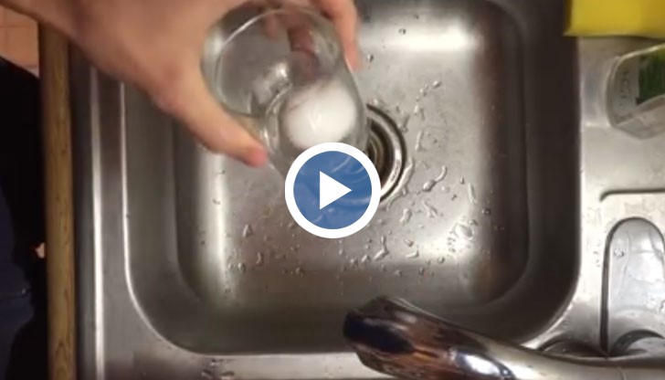 Как да обелим черупката на сварено яйце?