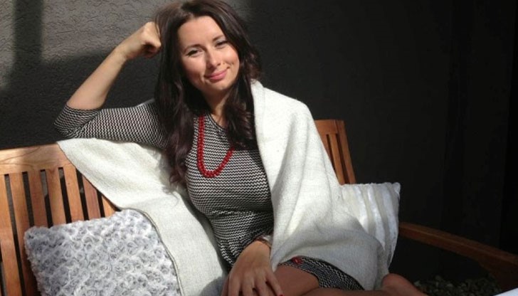 От седмица сексоложката вече е съседка на светския лъв Евгени Минчев