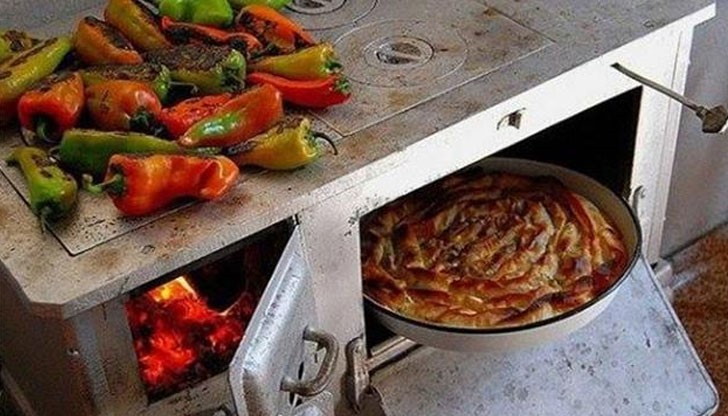 Това е светът на детството, прекарано на село. В българско село!