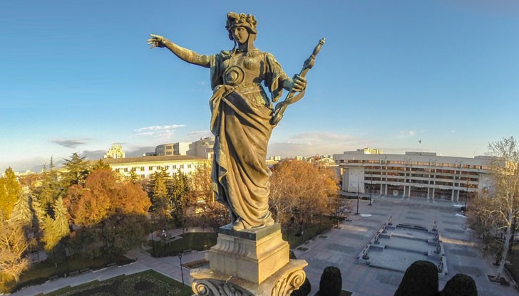 Пролетно време и високи температури за сезона очакват днес русенци