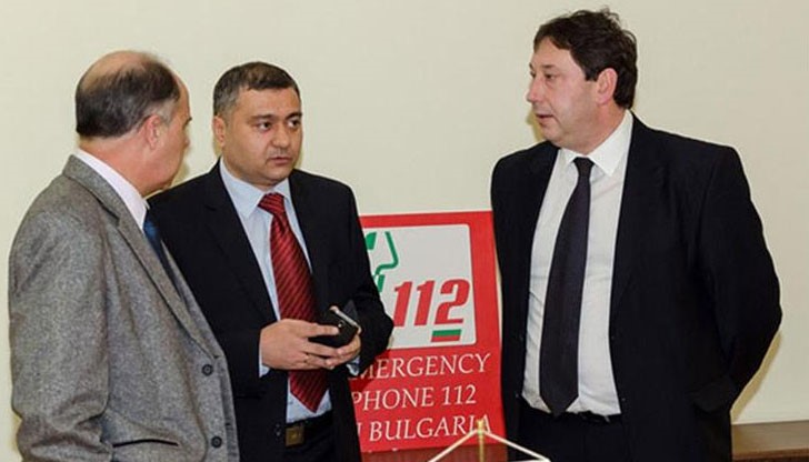 Стоян Граматиков (в средата), шеф на Дирекция 'Национална система 112' в МВР.