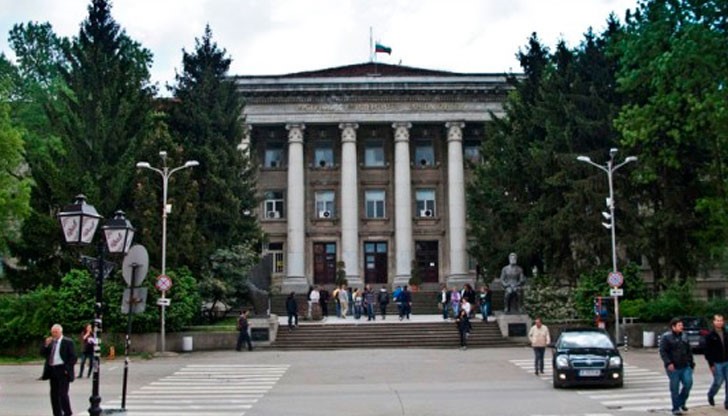 В момента чуждестранните студенти започват езиковата си подготовка в подготвителния курс В момента чуждестранните студенти започват езиковата си подготовка в подготвителния курс