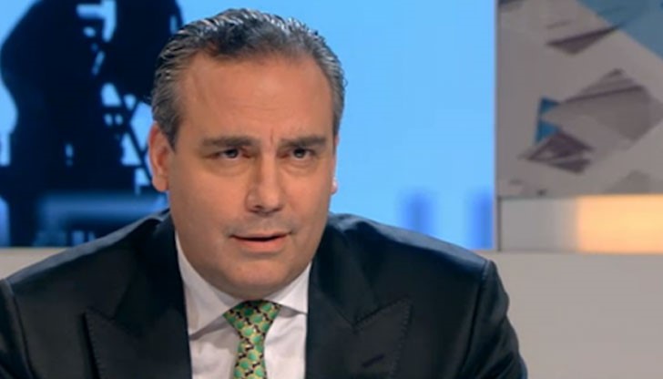 Петър Клисаров