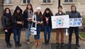 Младежи призоваха русенци да участват в Часът на земята