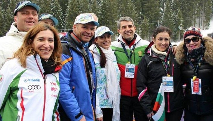 Може би Плевнелиев забравя кой е или се притеснява, че няма да го разпознаят