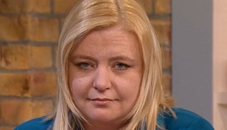 Жената страда от рядко заболяване, заради което заспива по 50 пъти на ден Жената страда от рядко заболяване, заради което заспива по 50 пъти на ден